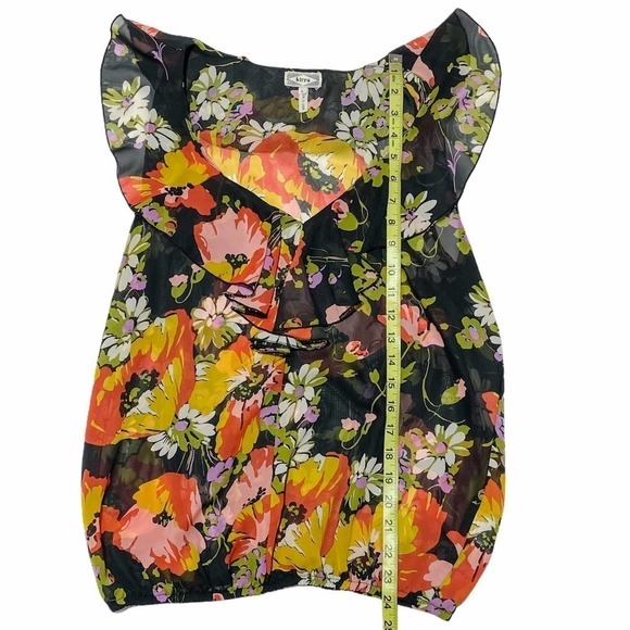 KIRRA Black Floral V-Neck Sleeveless Blouse - Picture 7 of 11